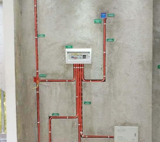 水电布线到底走顶、走地、还是走墙？专家对比后，总算明白了